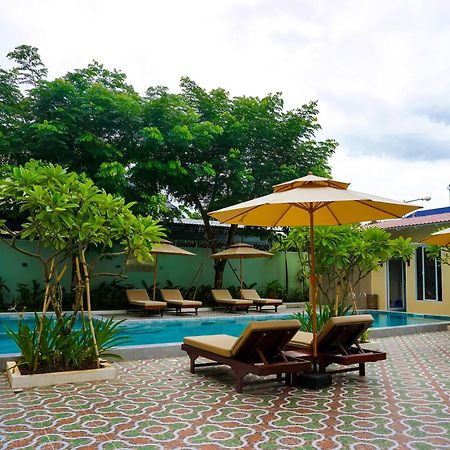 Le Kree Downtown Hotel Phnom Penh Eksteriør billede