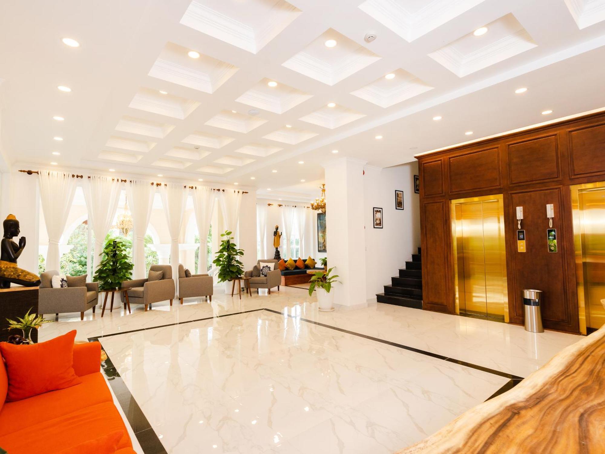 Le Kree Downtown Hotel Phnom Penh Eksteriør billede